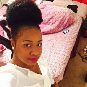 Meet your Posher, Christelle